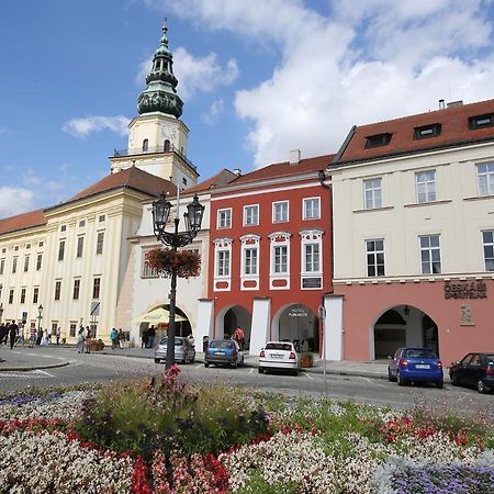 Kroměříž Hotel Purkmistr מראה חיצוני תמונה